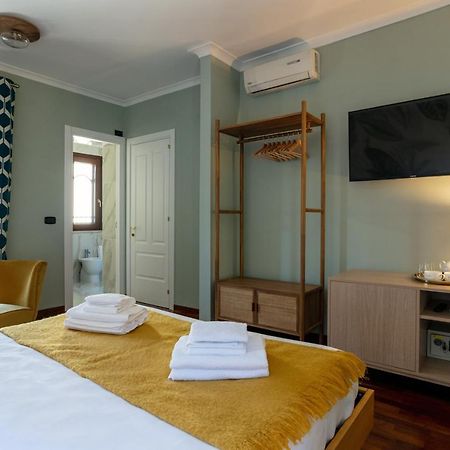 Pavean Suites Frattaminore Buitenkant foto