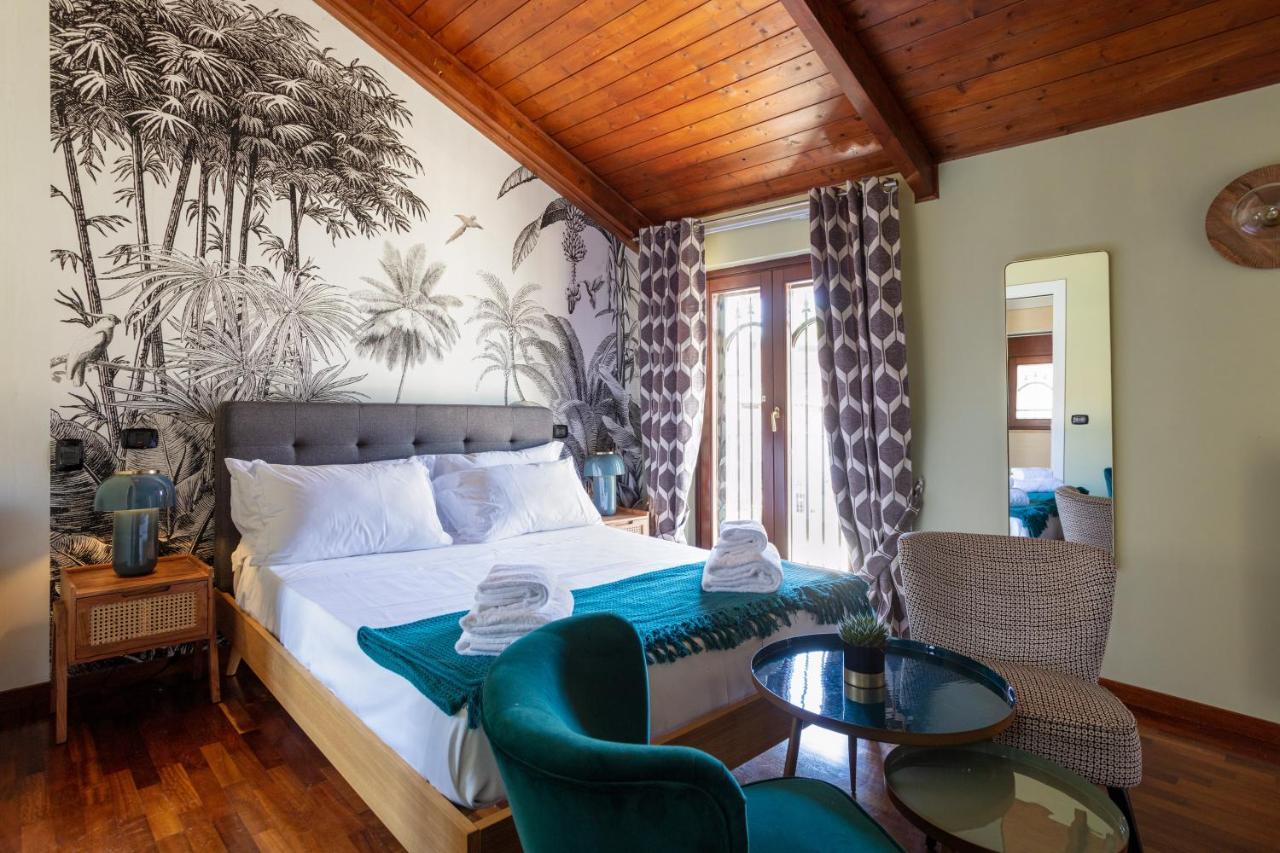 Pavean Suites Frattaminore Buitenkant foto